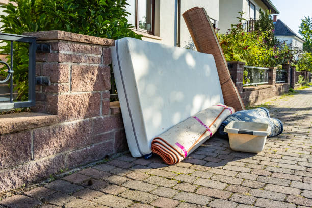 Best Yard Waste Removal  in North Catasauqua, PA